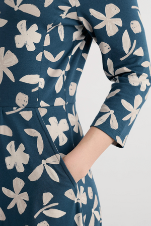 Seasalt April Dress in Organic Shapes Dark Lugger