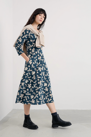 Seasalt April Dress in Organic Shapes Dark Lugger