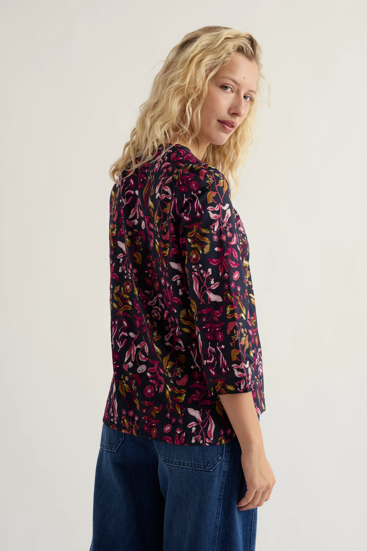 Seasalt Cornwall Watercolour Sketch Top in Inky Botanical Maritime