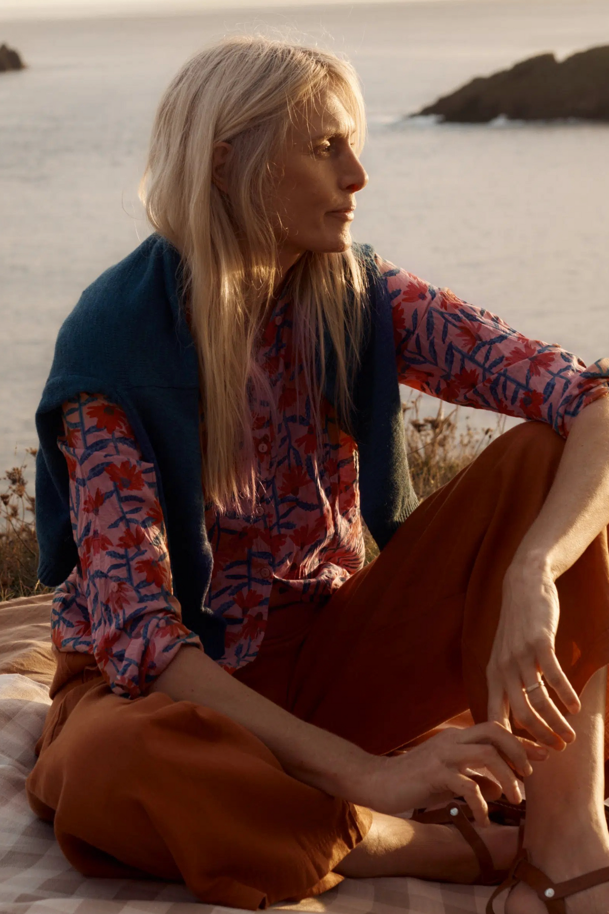 Seasalt Cornwall Larissa Shirt in Echinacea Stems Rosehip