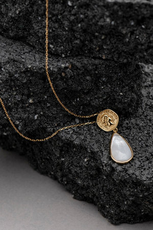YiSu Design Gold Coin Water Drop Necklace