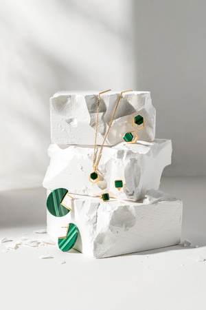 YiSu Design Malachite Hexagon Pendent Necklace