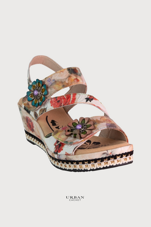 Hinako Toulouse Sandal in Beige