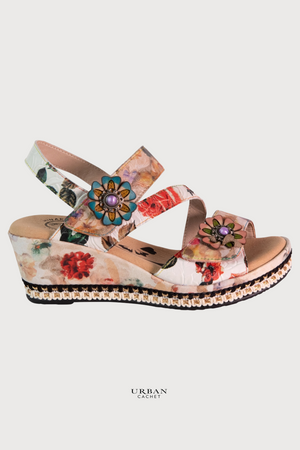 Hinako Toulouse Sandal in Beige