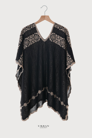 Enhance Accessories Cassie Coverup Garland in Black