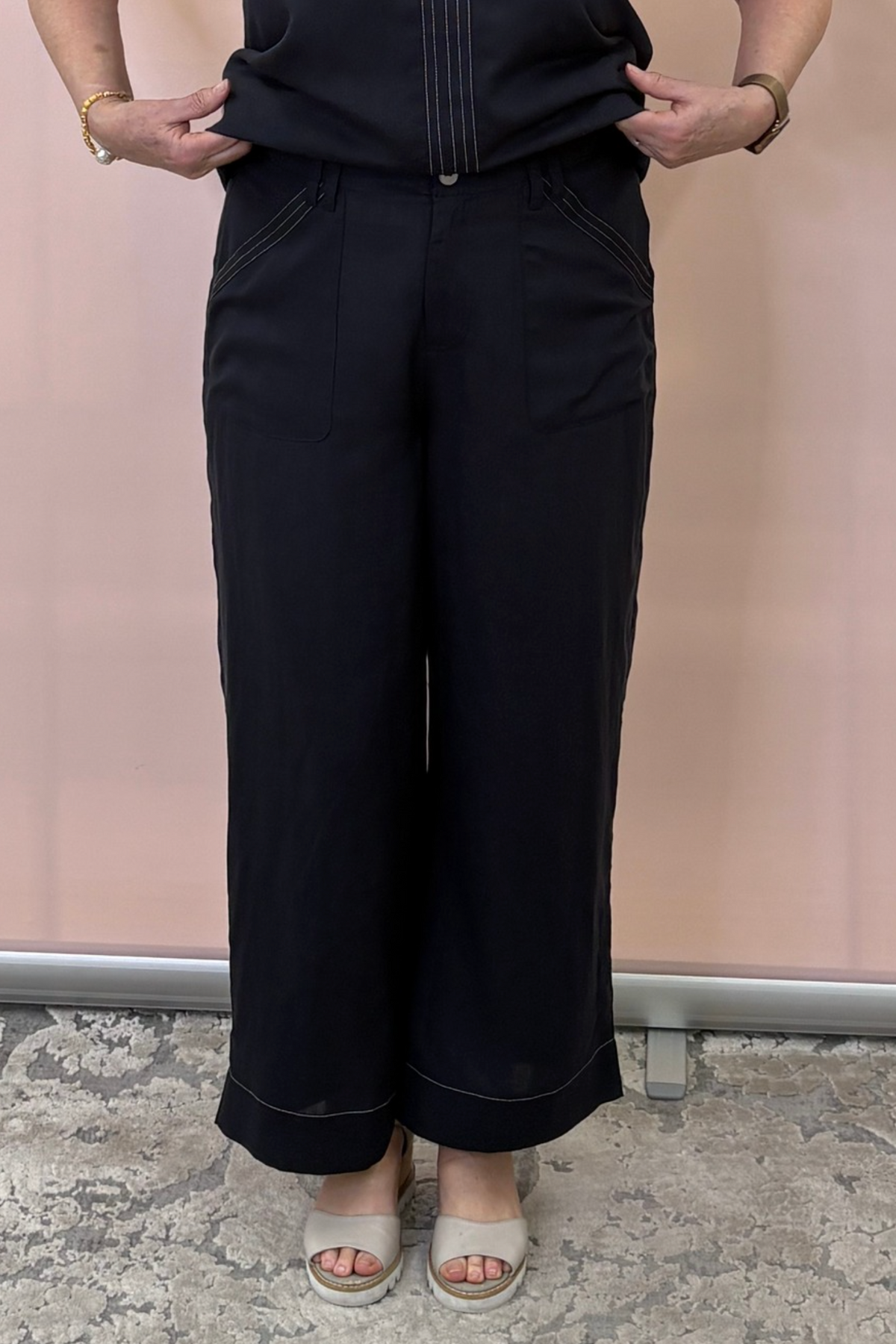 Foil Stand Out Pant in Dark Gunsmoke