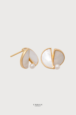 YiSu Design Moonlit Pearl Studs