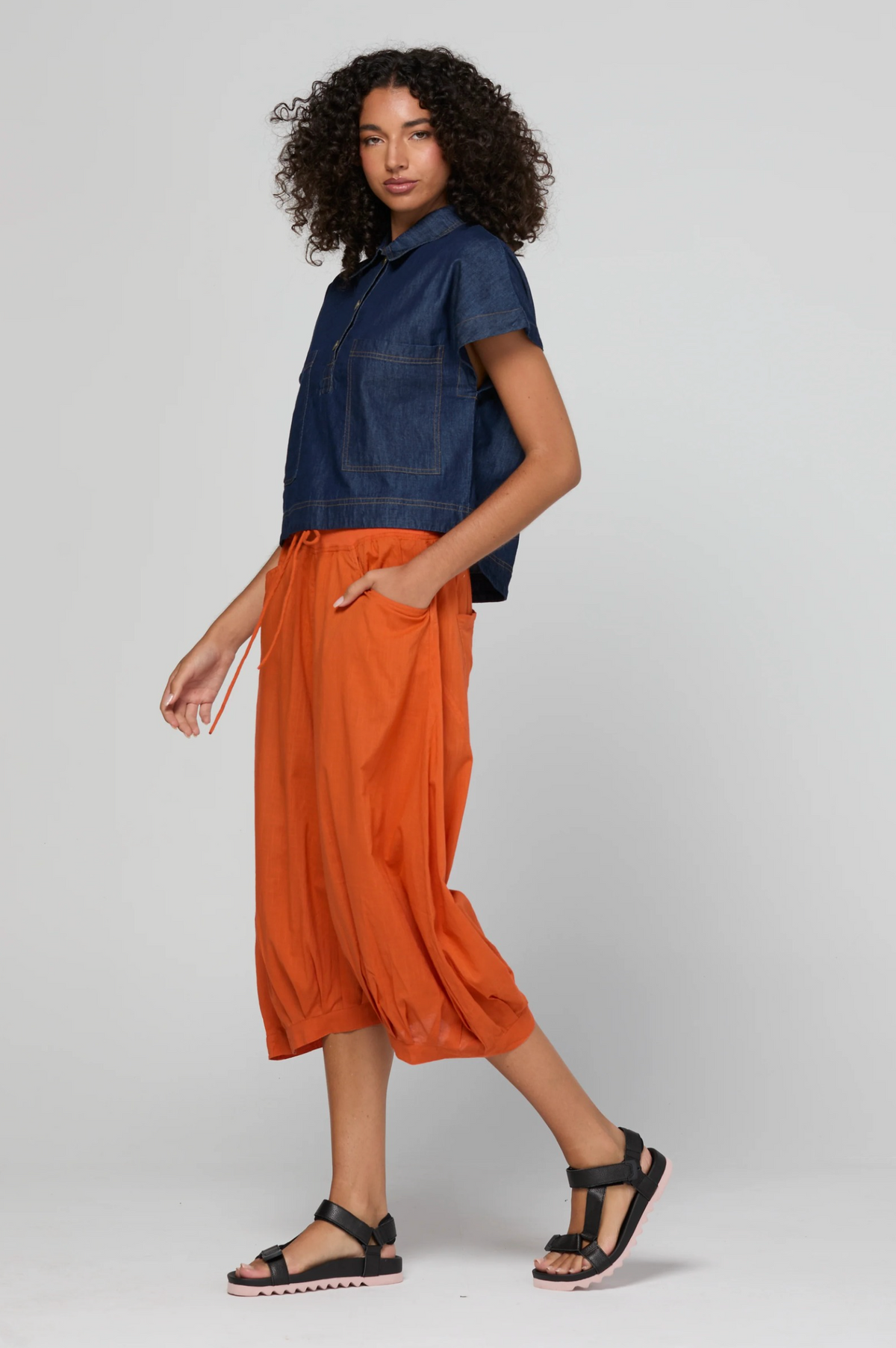 Boom Shankar Guru pants in Rust