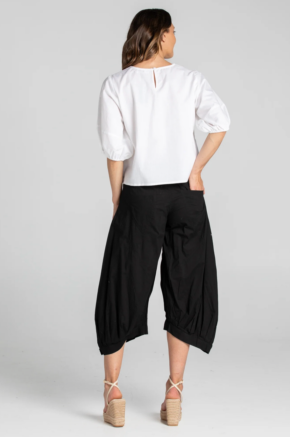 Boom Shankar Guru pants in Black