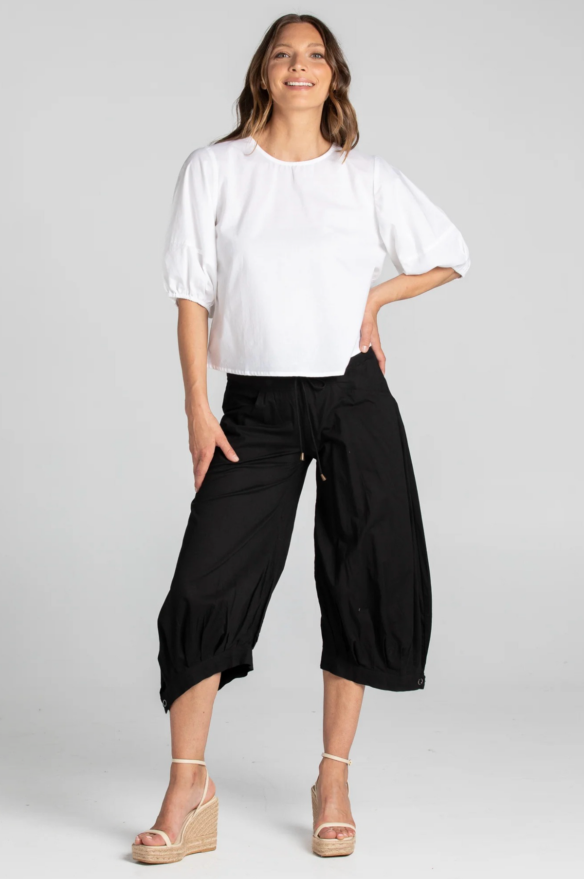Boom Shankar Guru pants in Black