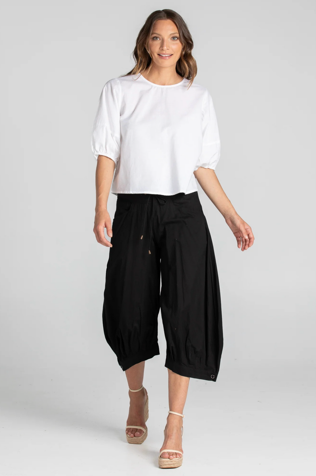 Boom Shankar Guru pants in Black