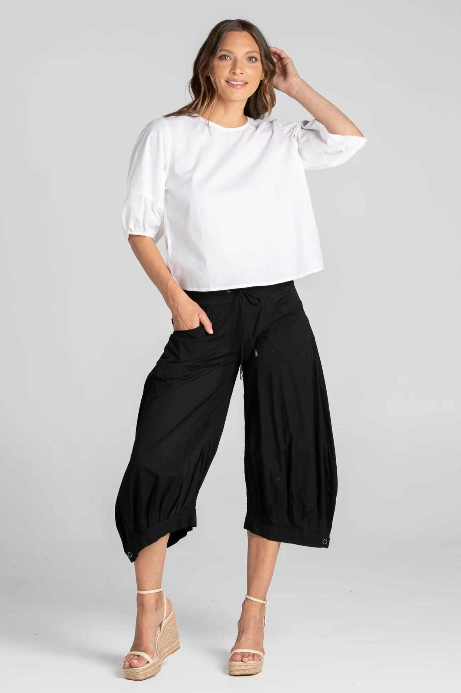 Boom Shankar Guru pants in Black