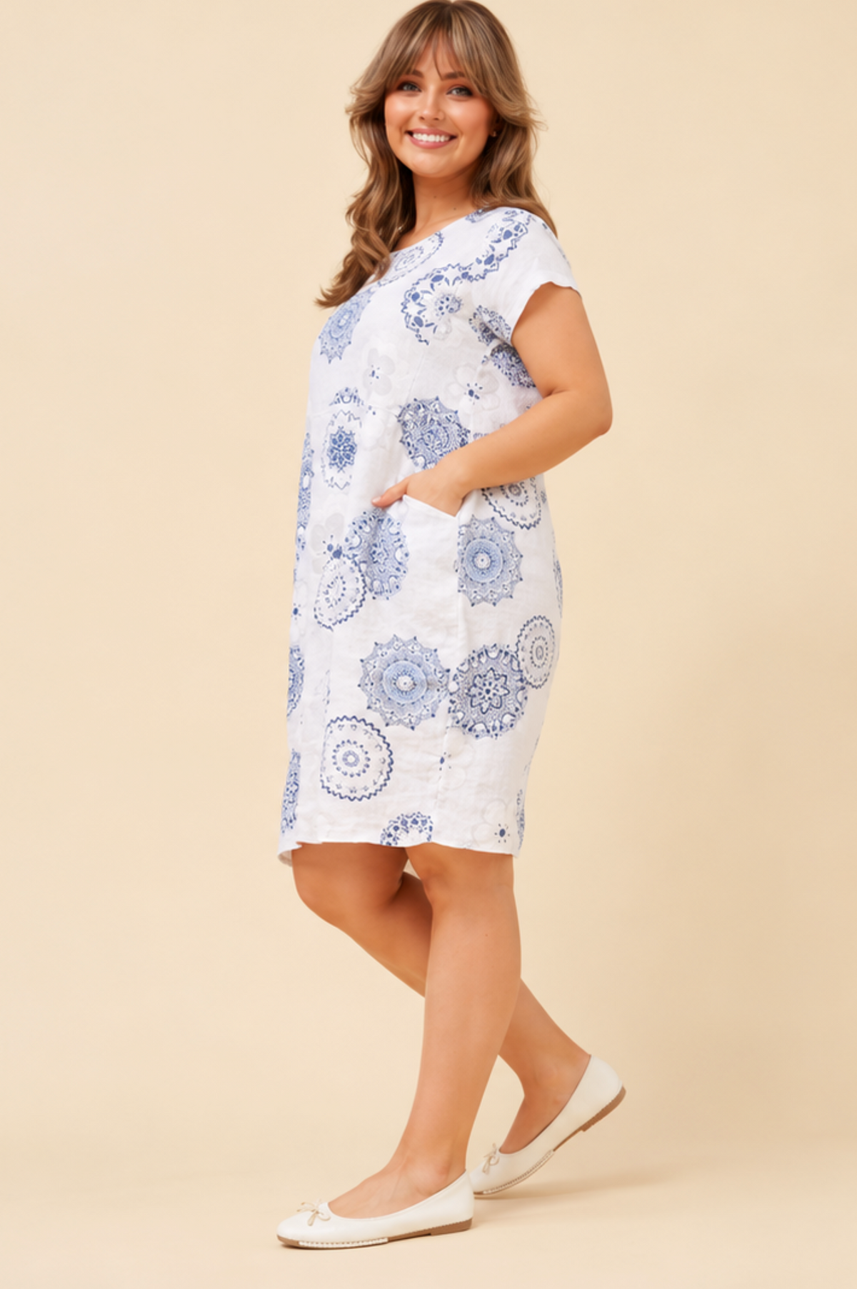 Bottega Moda Short Sleeve Dress in Snow Flake