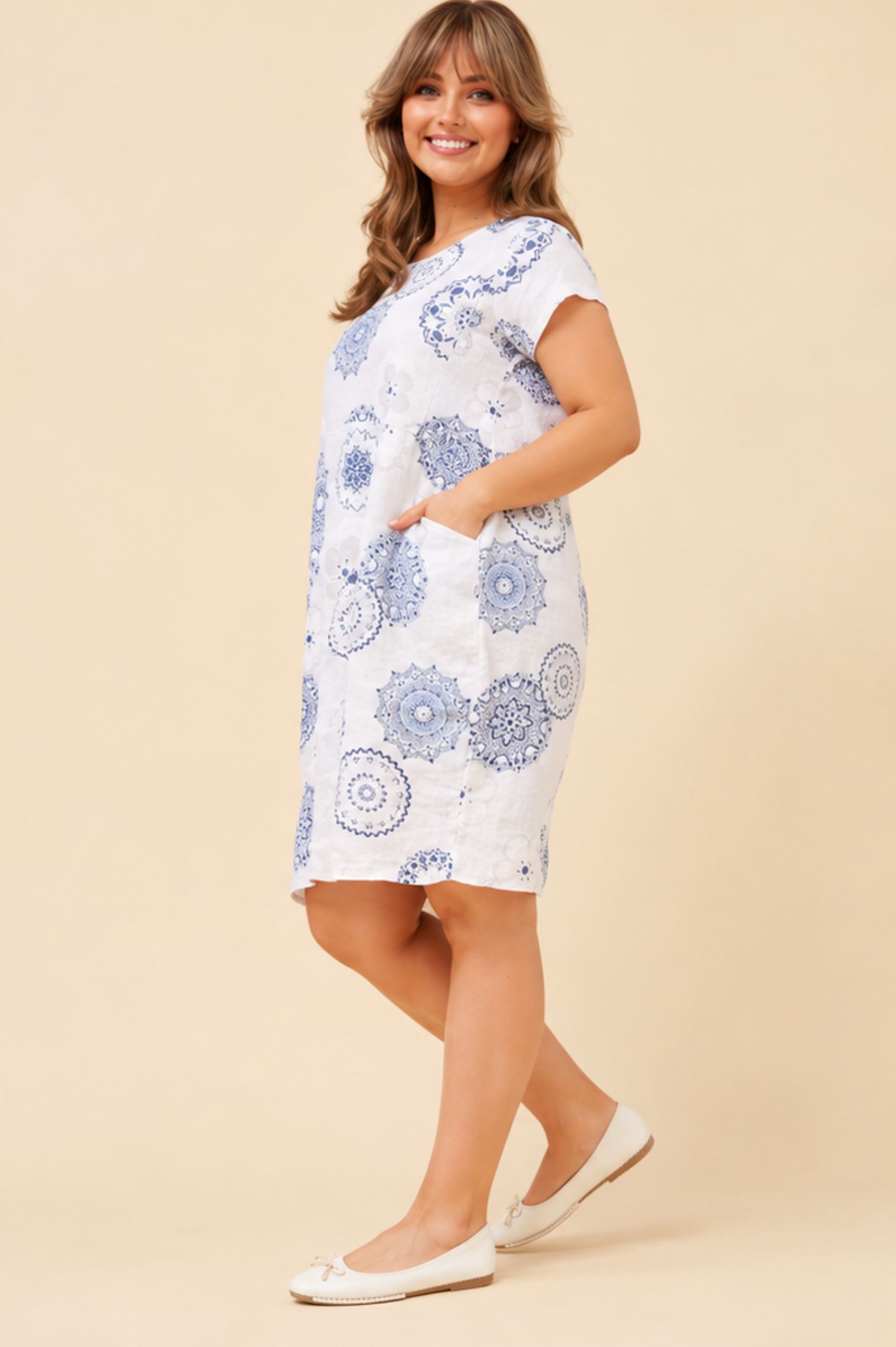 Bottega Moda Short Sleeve Dress in Snow Flake