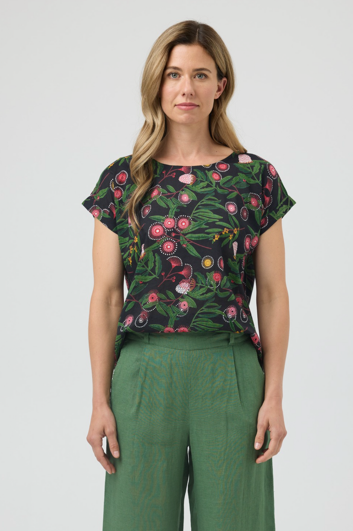 CAKE Vicky Round Neck Top in Native