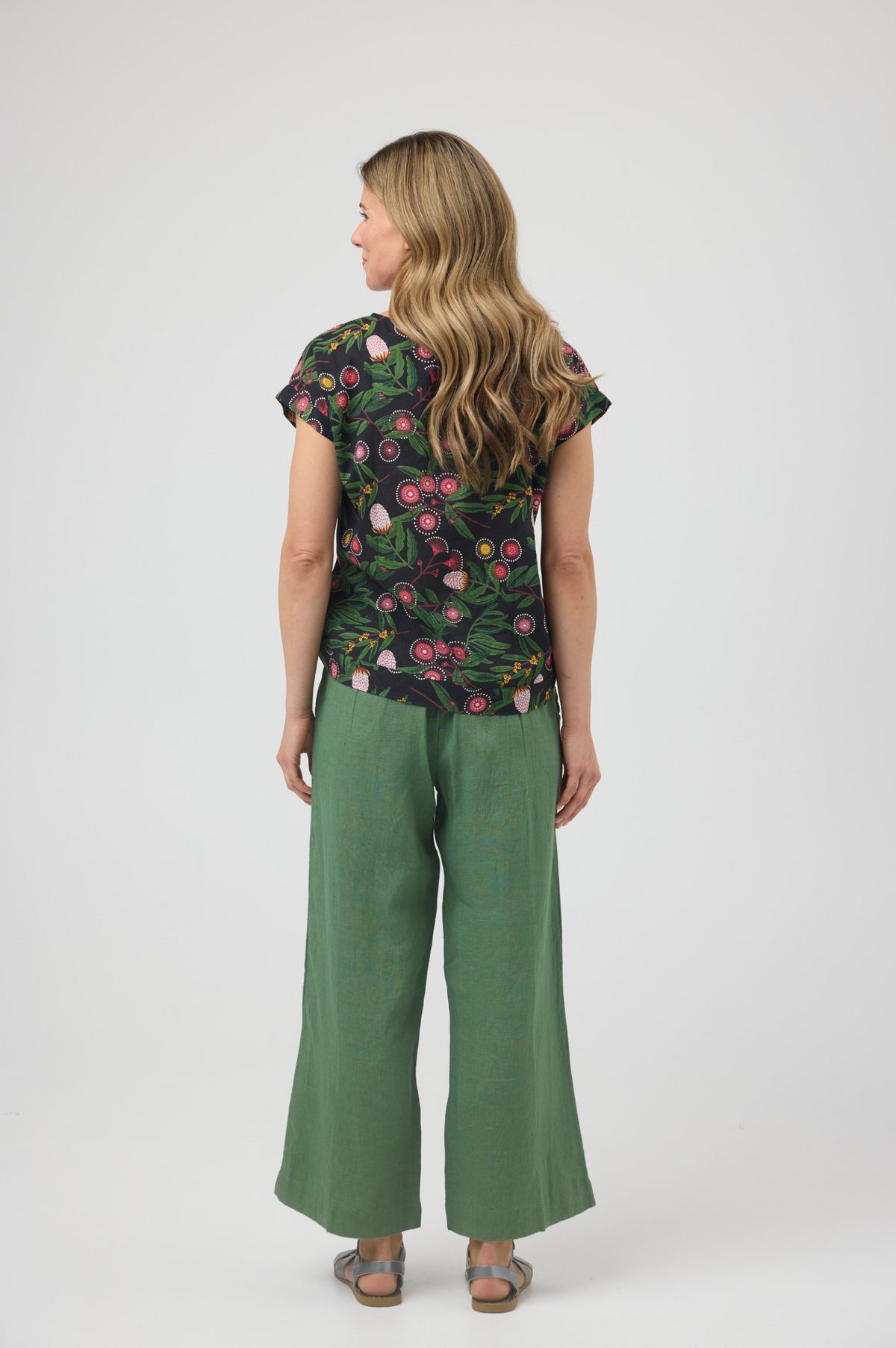 CAKE Vicky Round Neck Top in Native