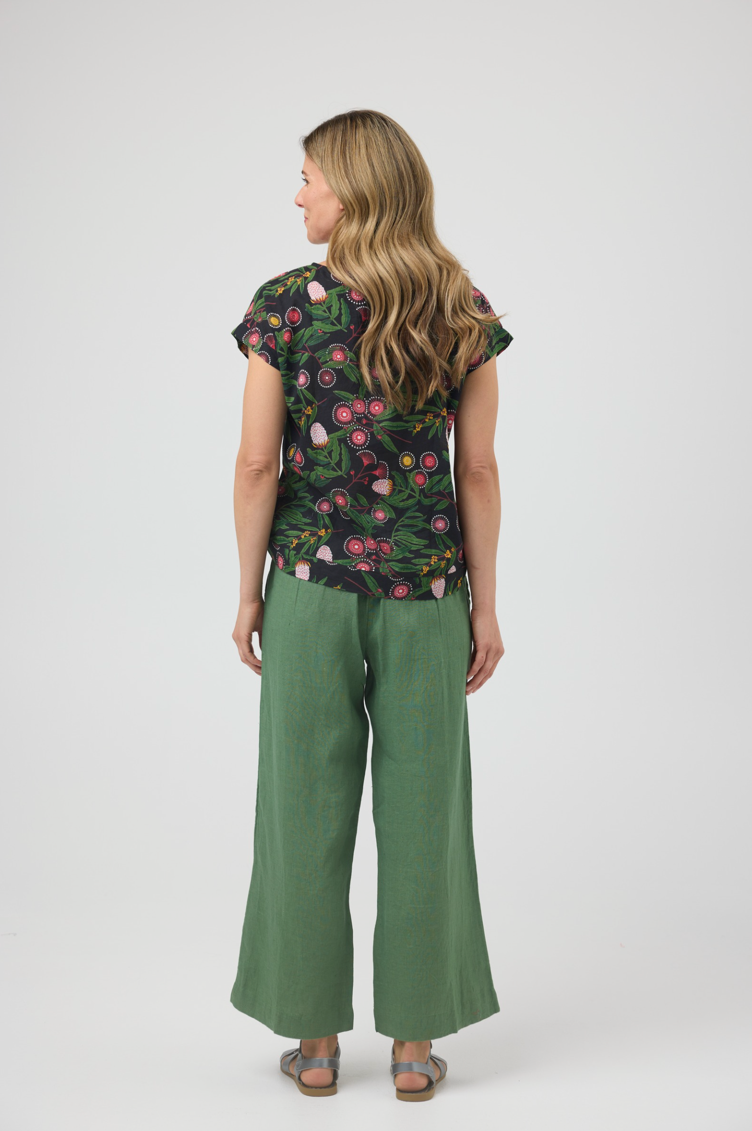 CAKE Vicky Round Neck Top in Native