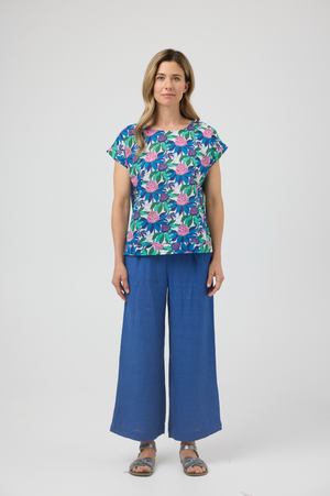 CAKE Vicky Round Neck Top in Portea