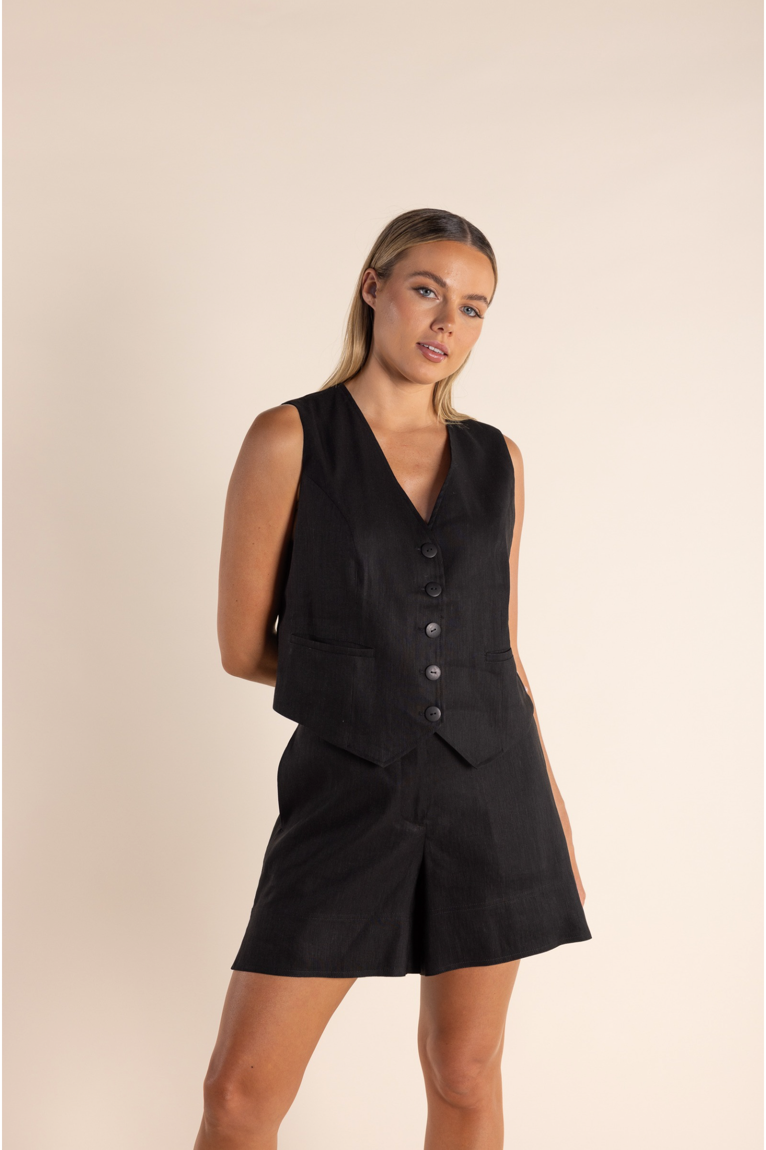 Two T's Waistcoat in Black