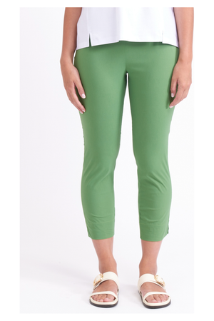 Foil Fuss Free Taper Capri Trapeze Pant in Apple