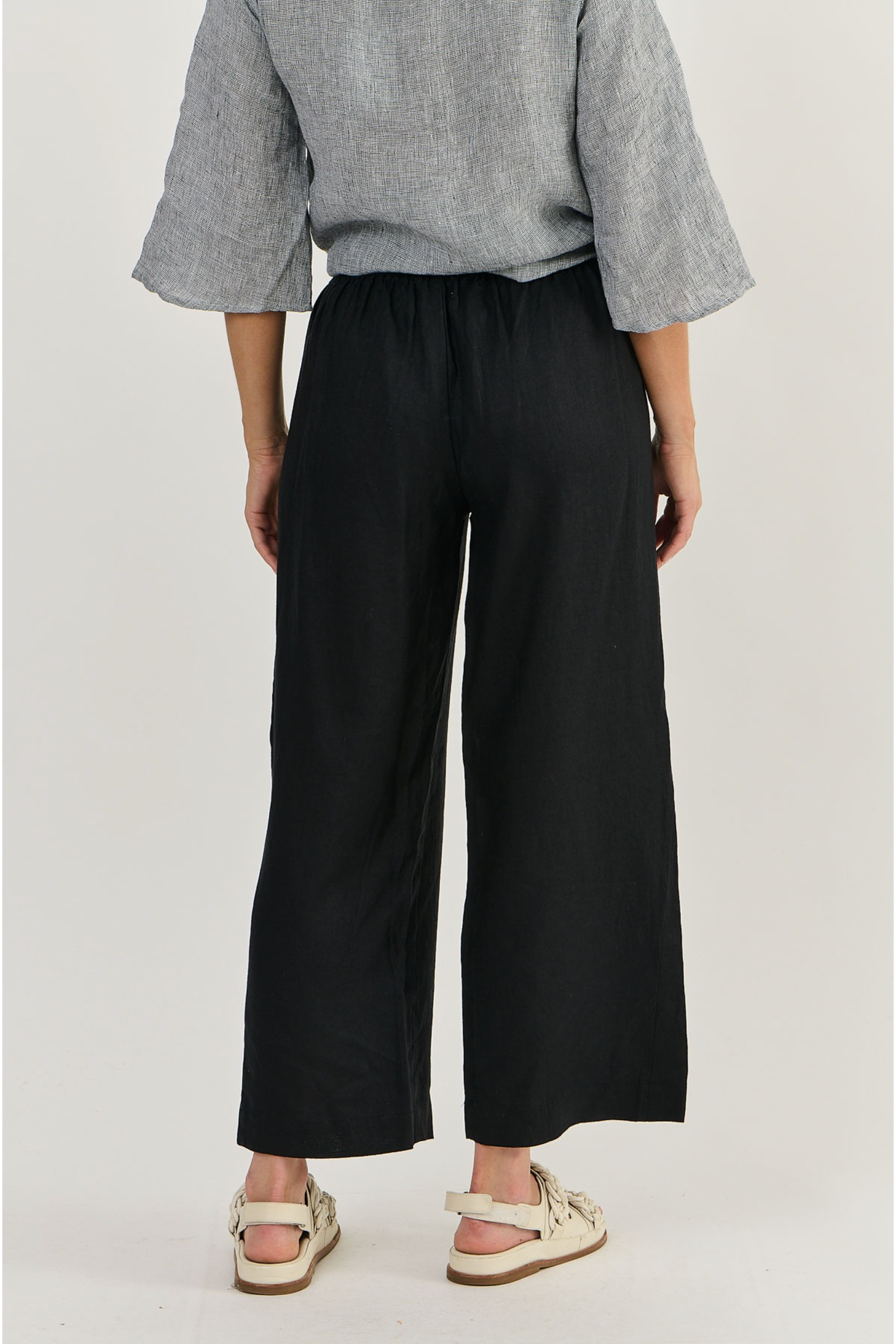 Naturals by O & J Linen Pant in Black