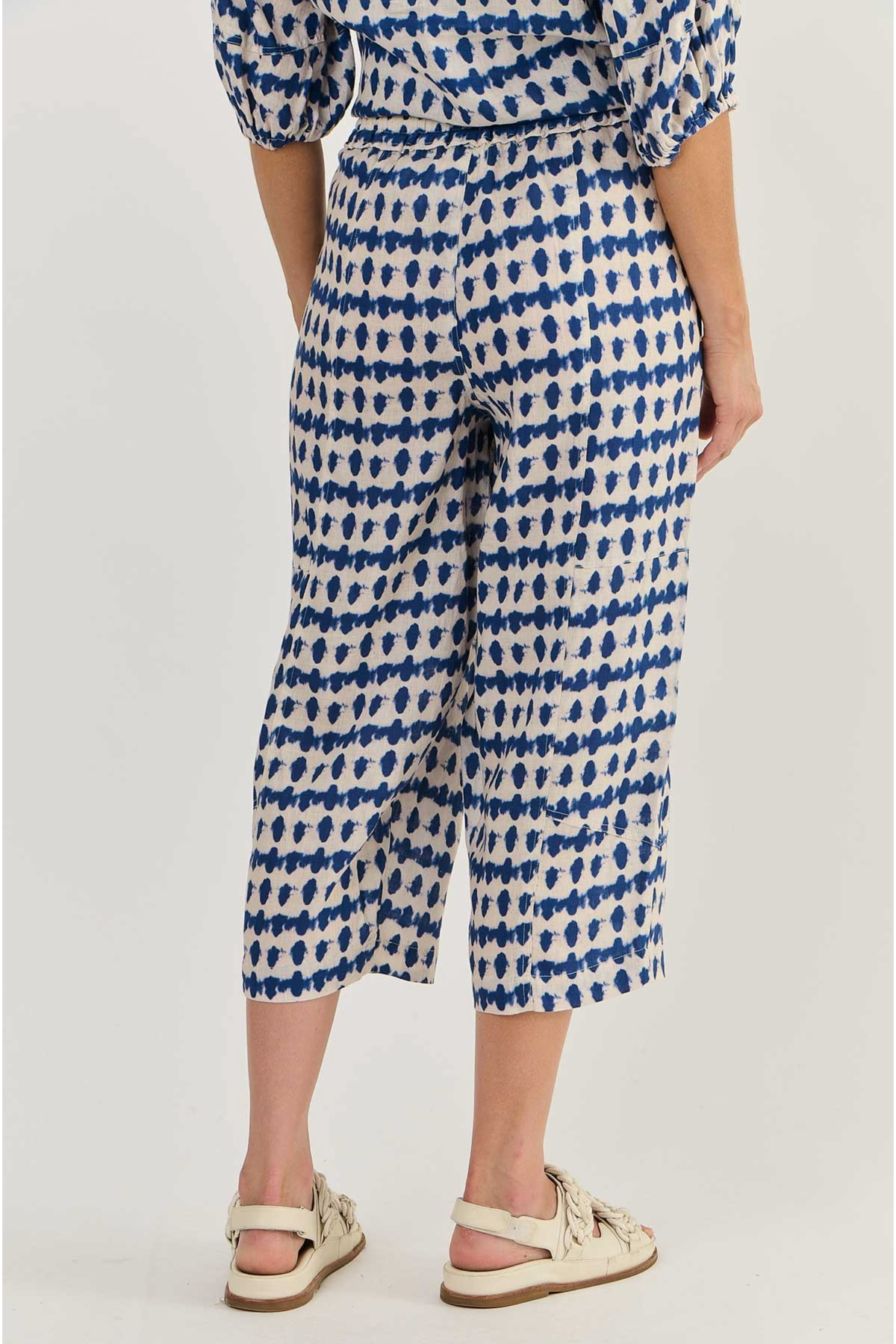 Naturals by O & J Linen Contrast Pant in Delta Bolt