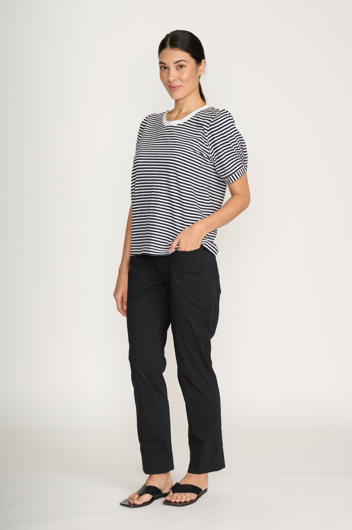 Foil Gemini Trapeze Pant in Black