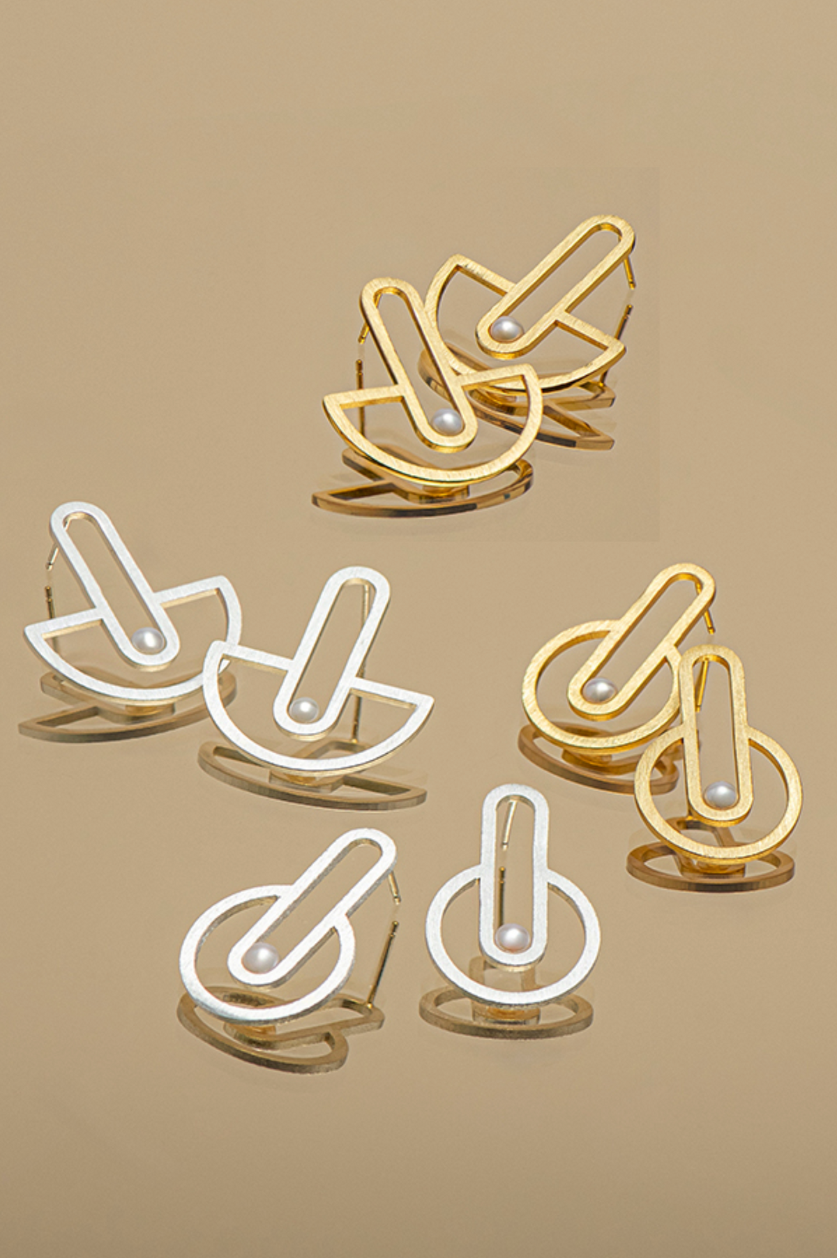 YiSu Design Interconnected Earrings in Gold
