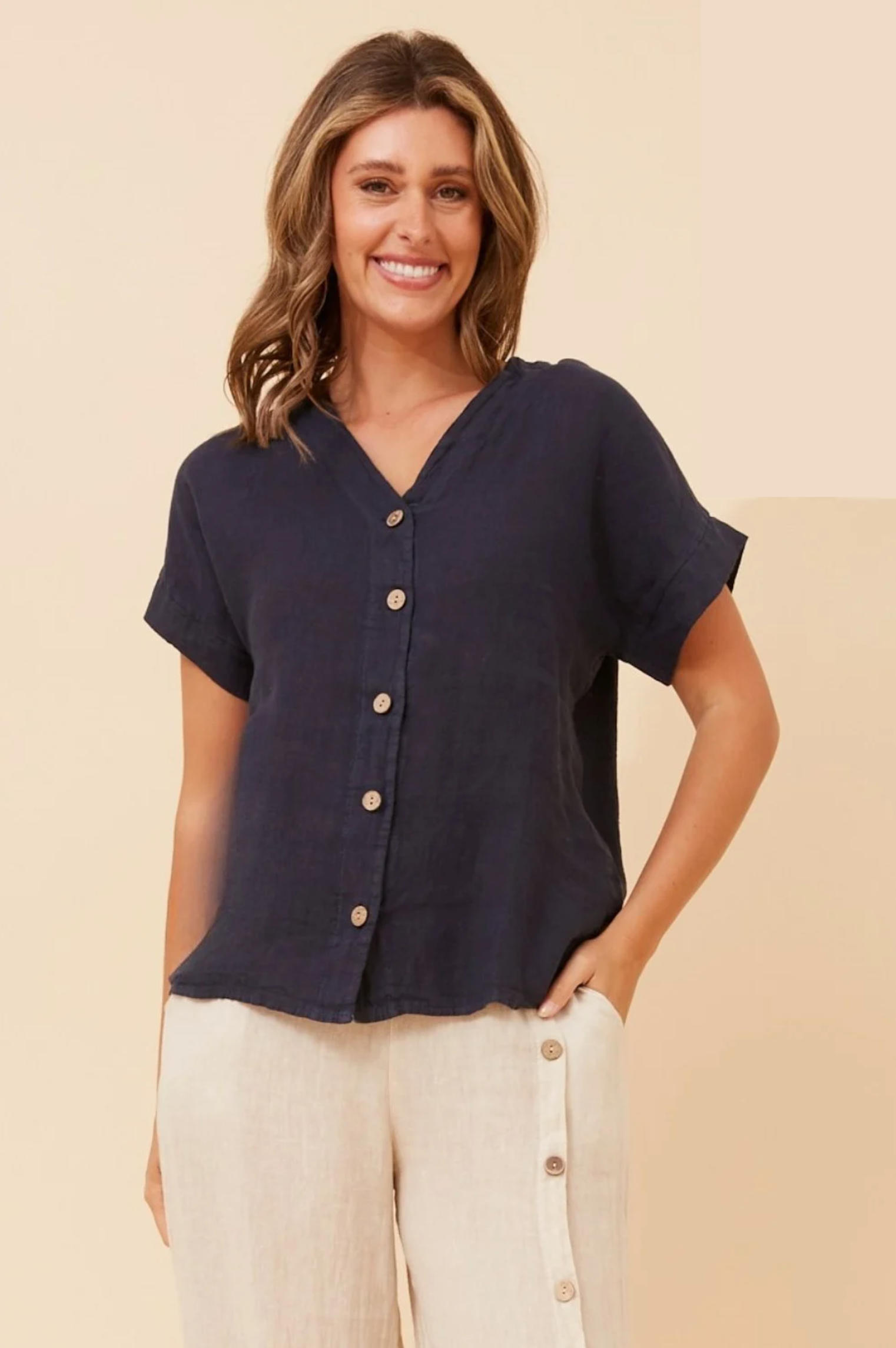 Bottega Moda Short Sleeve V Neckline Linen Top in Navy