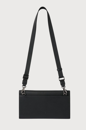 FOX and LEO The Traveller in Black