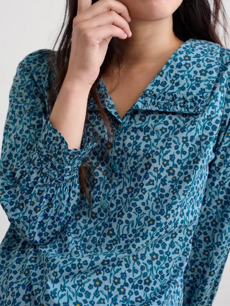 Seasalt Cornwall Ysella Top in Flax Flower Horizon