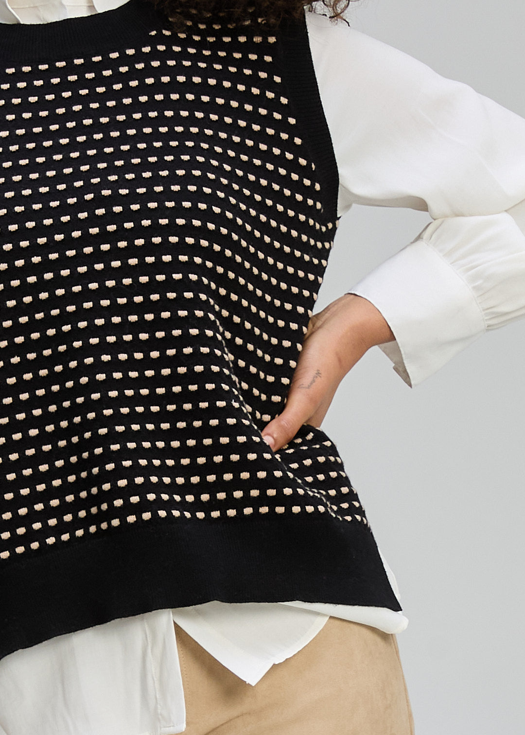 Zaket and Plover Textured Tank in Black