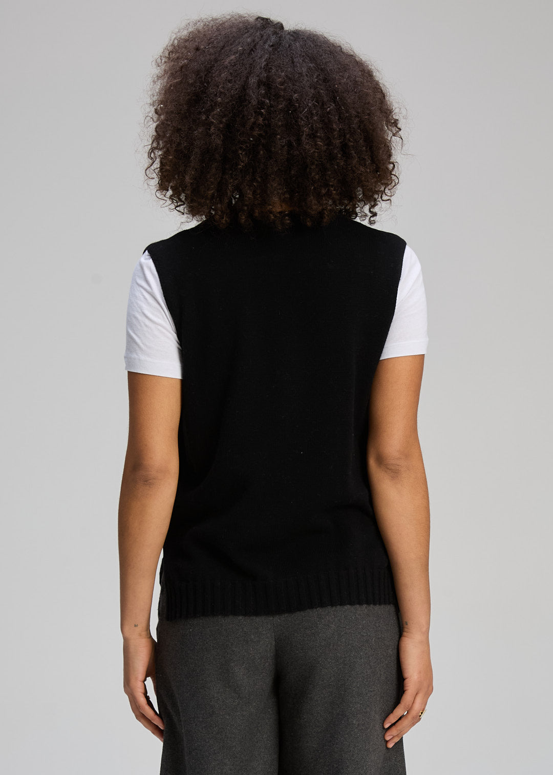 Zaket and Plover Vest Essential in Black