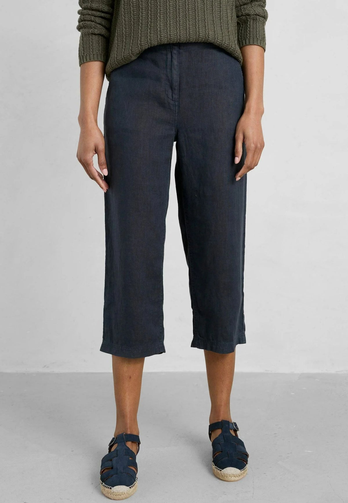Seasalt Brawn Point Crop Pants in Maritime