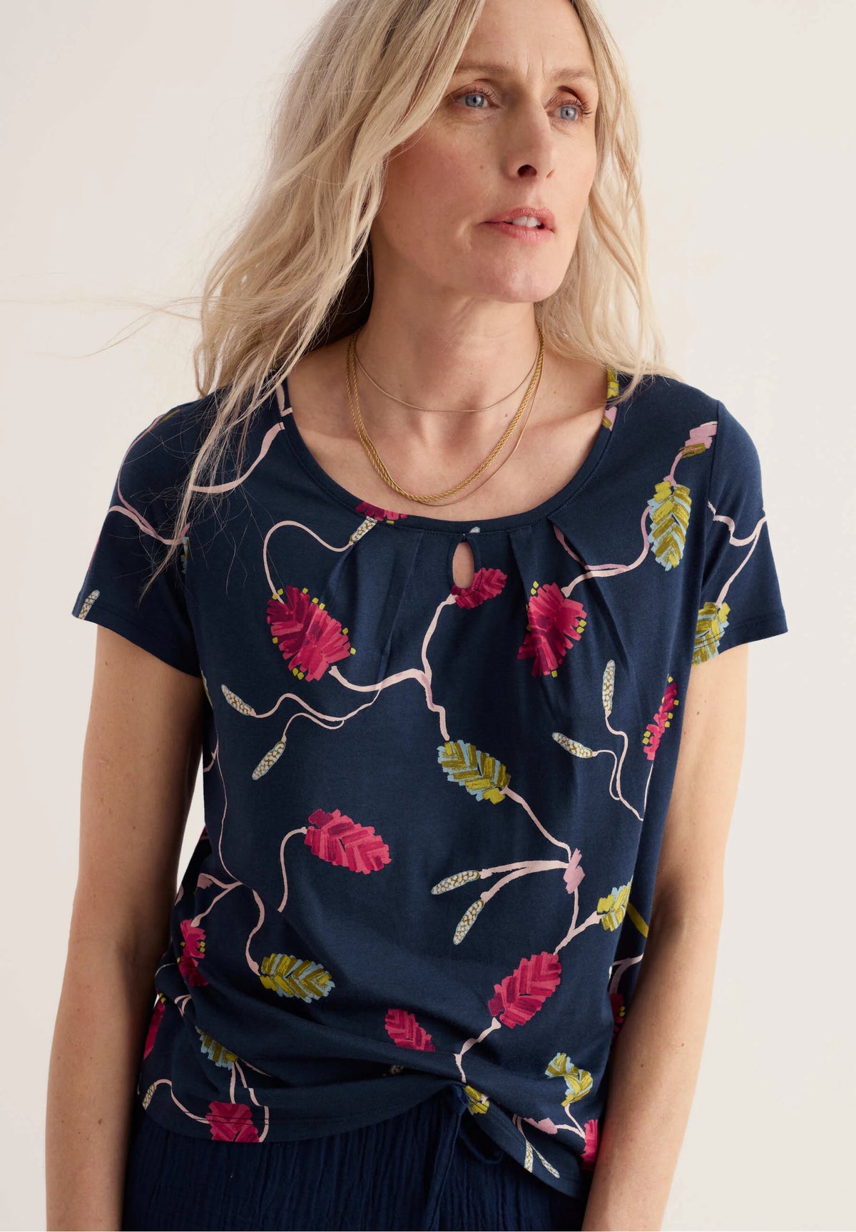 Seasalt Cornwall Appletree T-Shirt in Bottlebrush Maritime