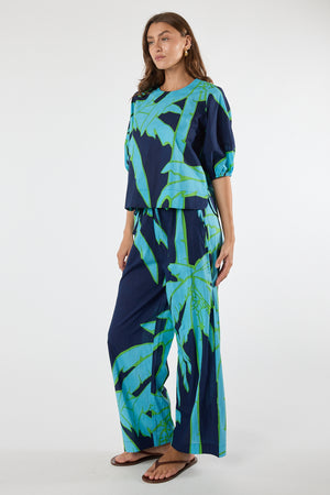 LULALIFE Colette Pant in Navy