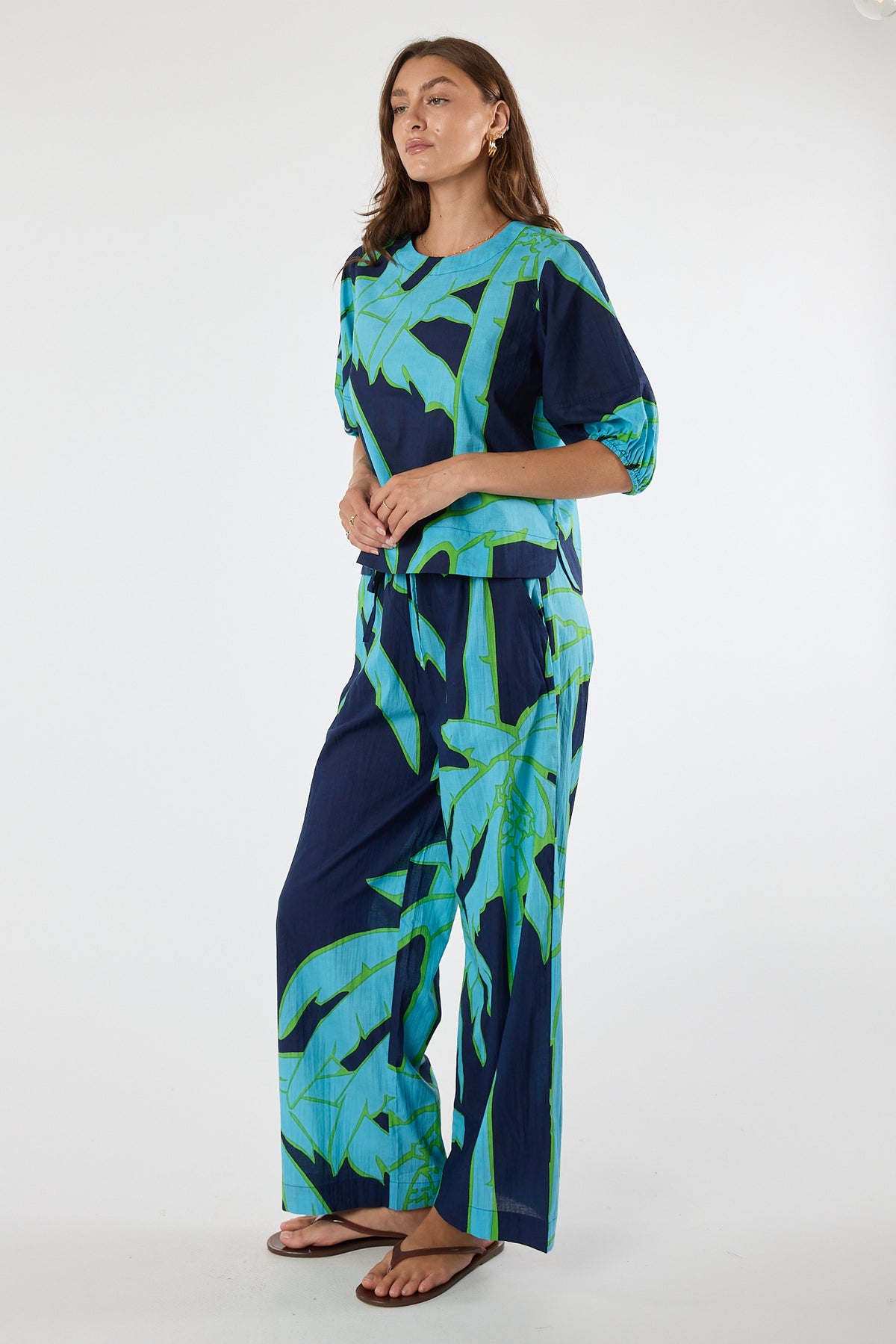 LULALIFE Colette Pant in Navy