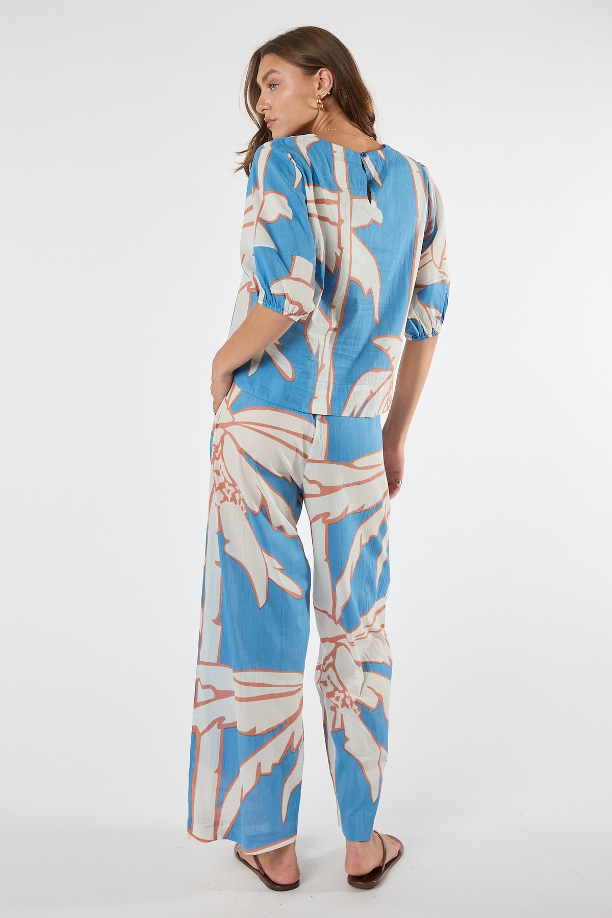 LULALIFE Colette Pant in Sky