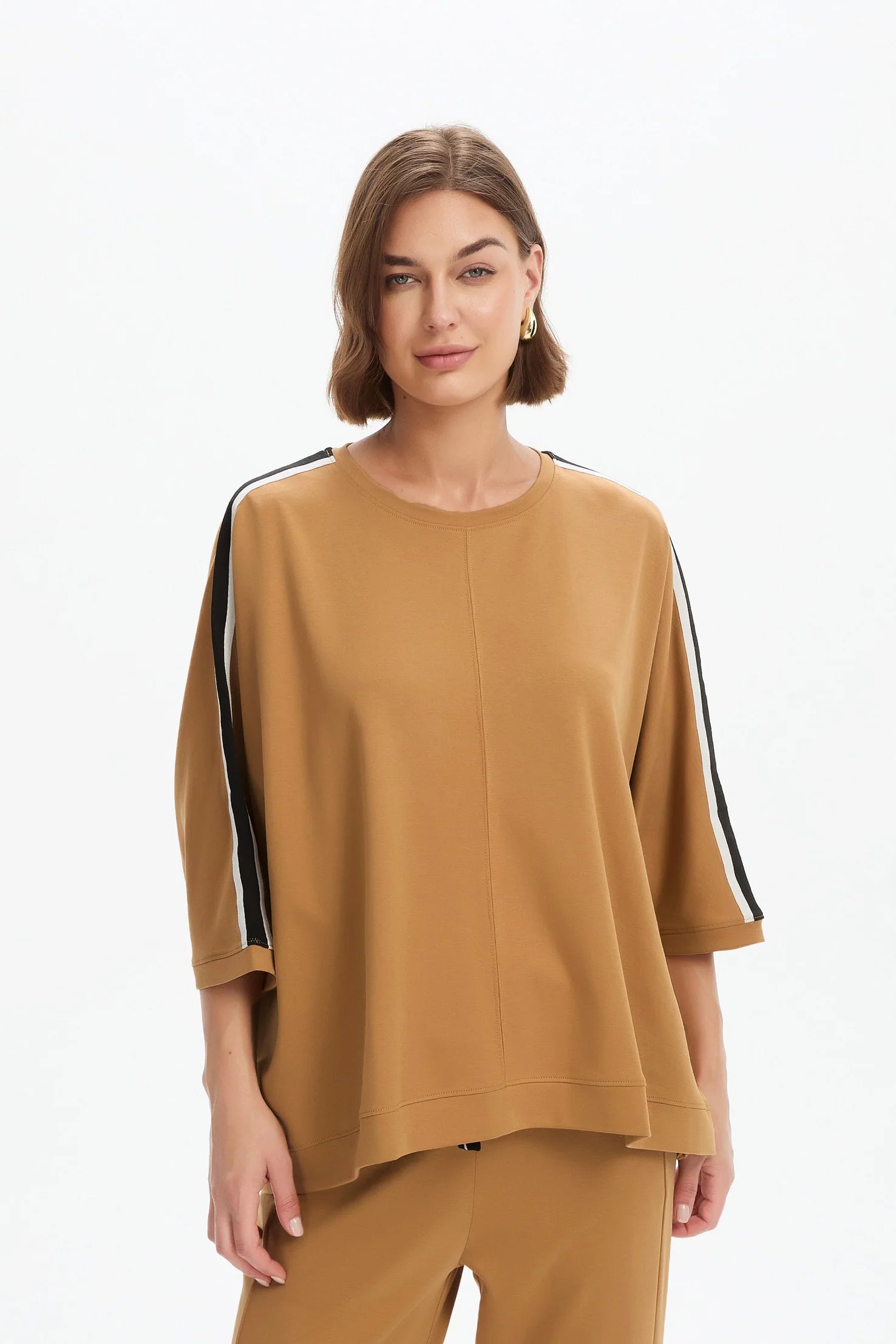 Tirelli Oversized 3/4 Stripe Sleeve Tee in Cinnamon