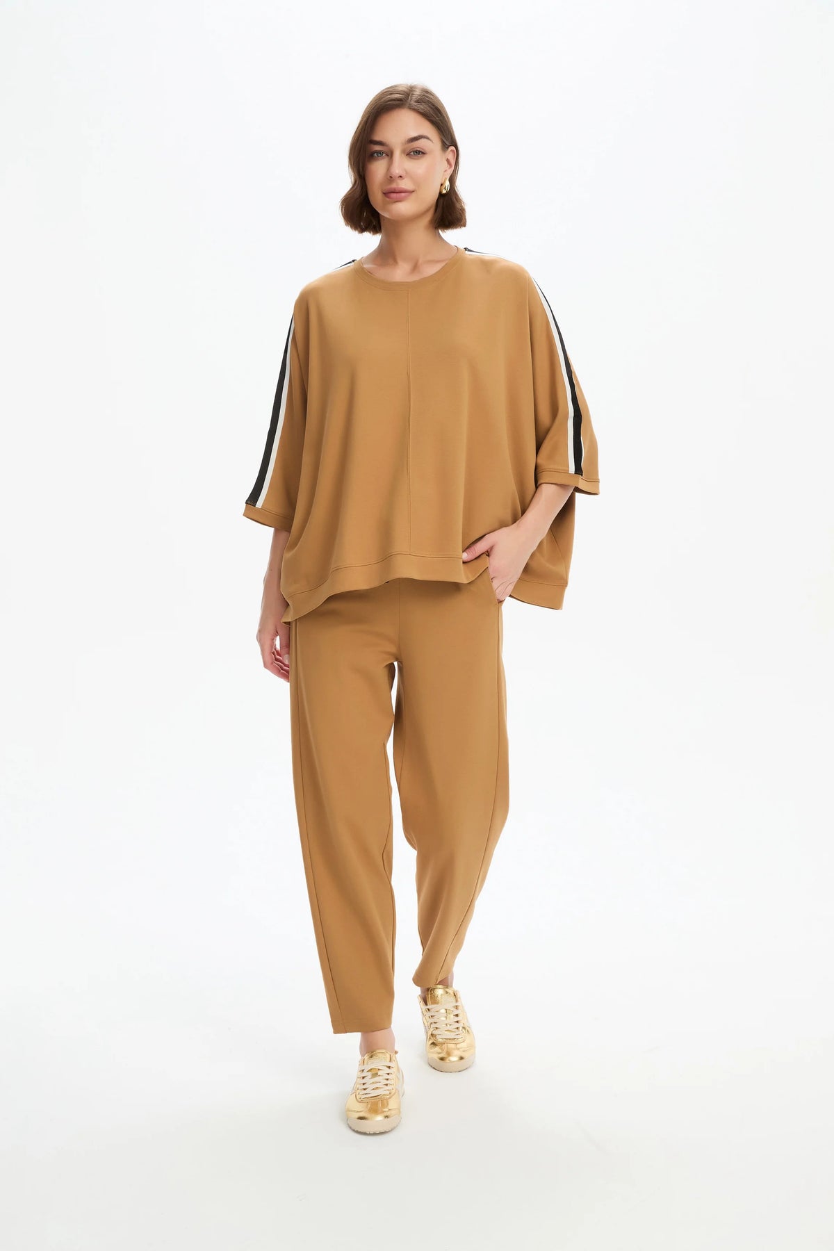 Tirelli Oversized 3/4 Stripe Sleeve Tee in Cinnamon