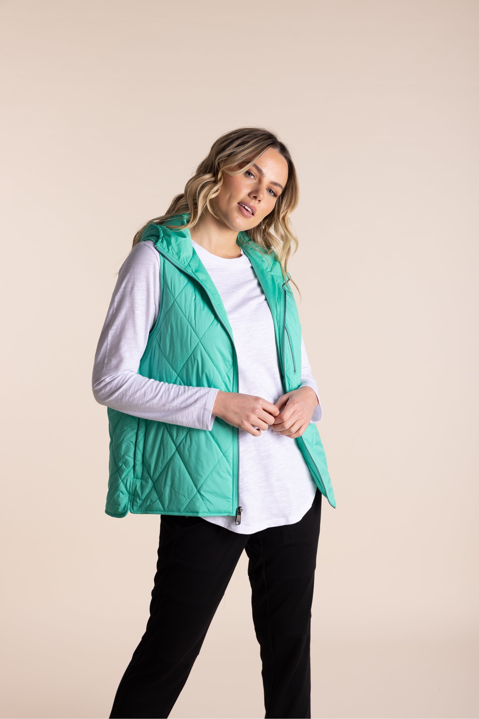 Two-T's Clothing Puffer Vest in Emerald