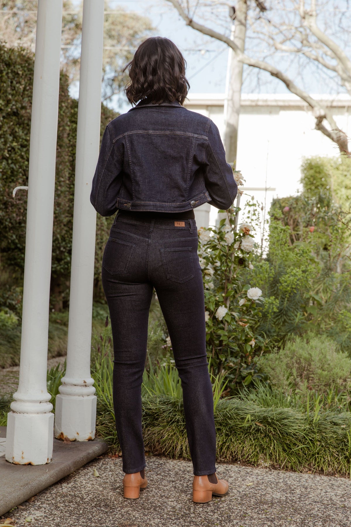 New London Austen Straight Leg Jean in H Wash