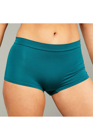 Tani Boyleg Underwear in Plain colours.